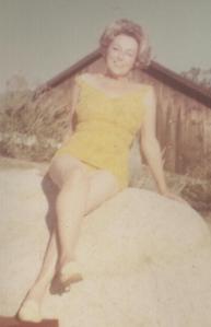 Saffrons rule pool nana