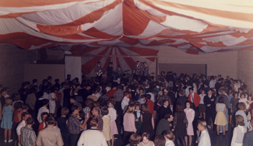 saffrons rule revelaire club